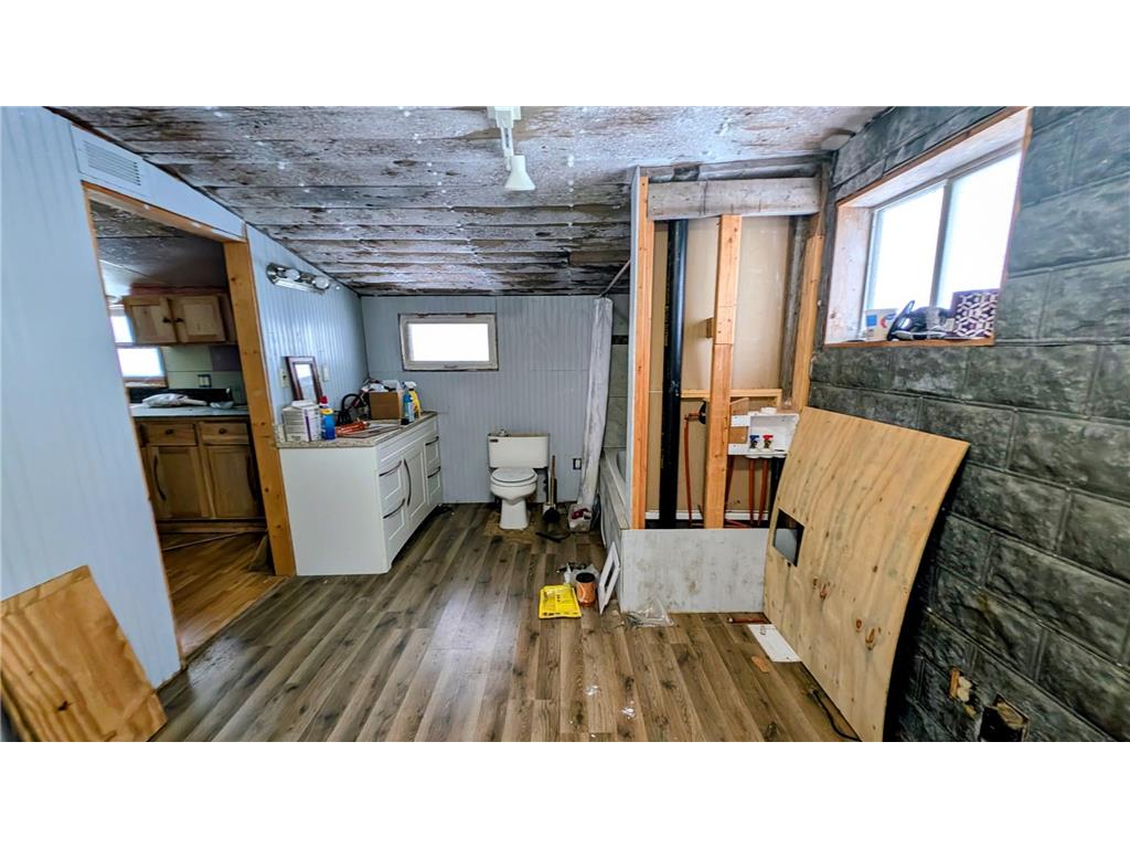 206 Leslie Webster ND 58382 6763862 image19