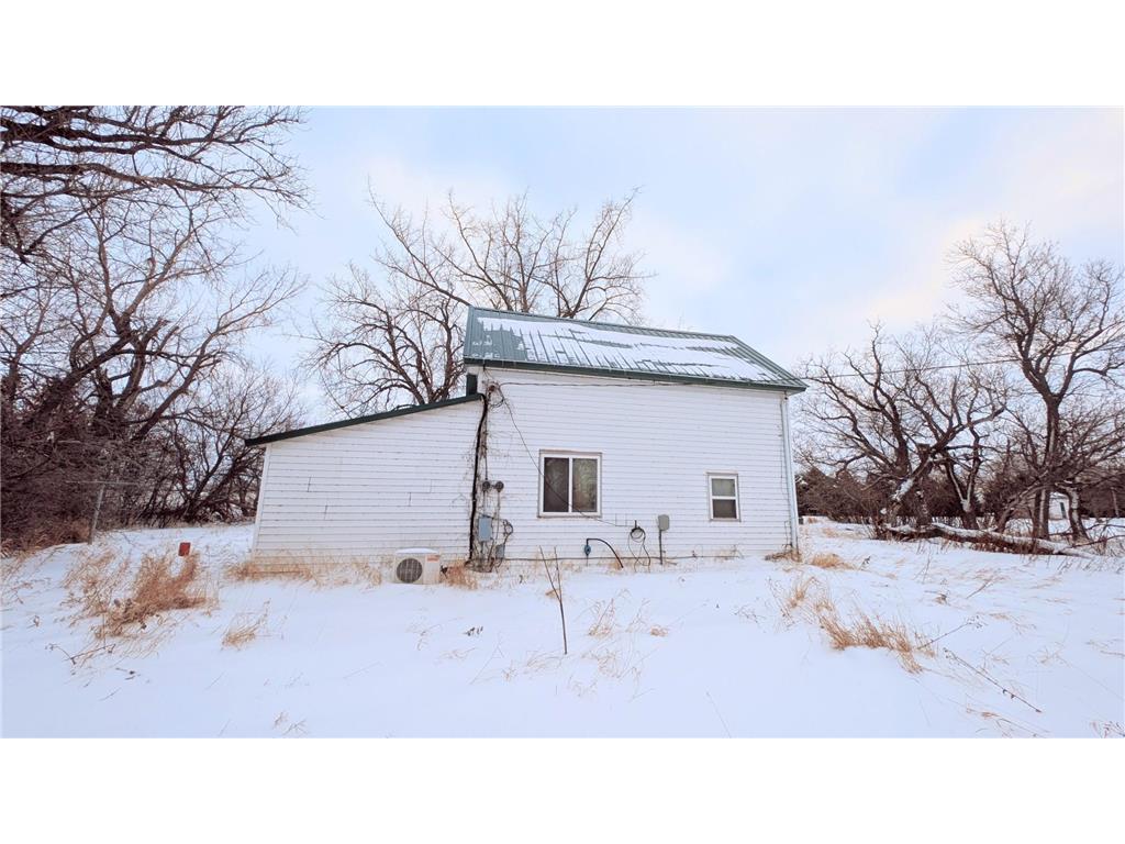 206 Leslie Webster ND 58382 6763862 image41