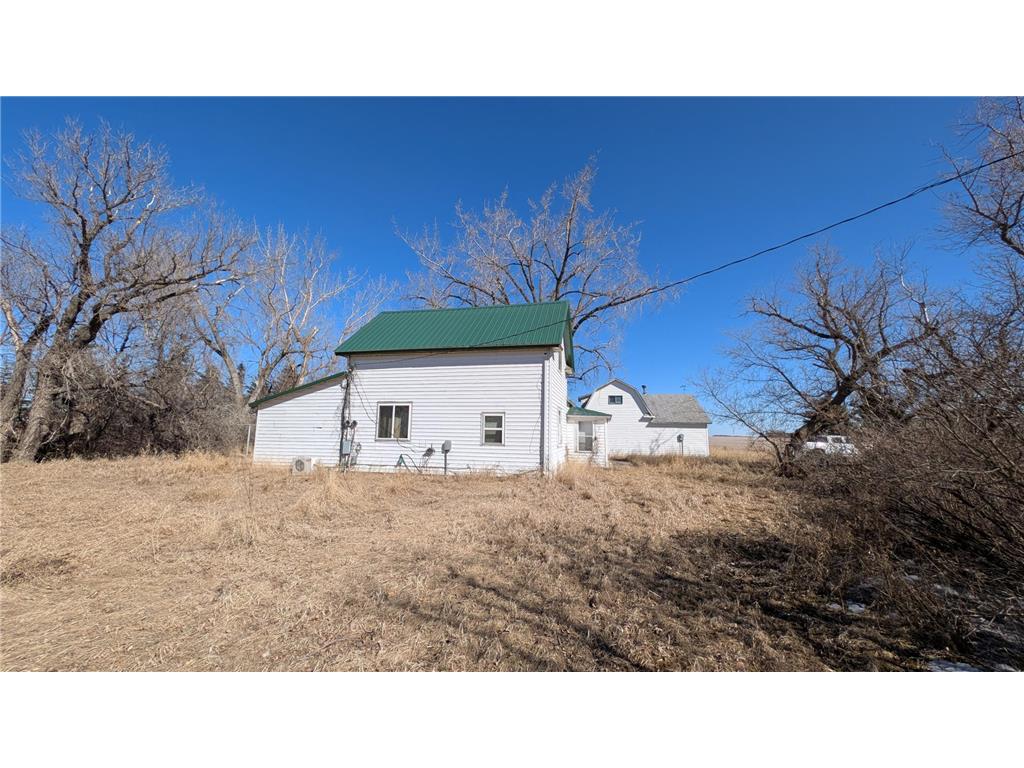 206 Leslie Webster ND 58382 6763862 image8