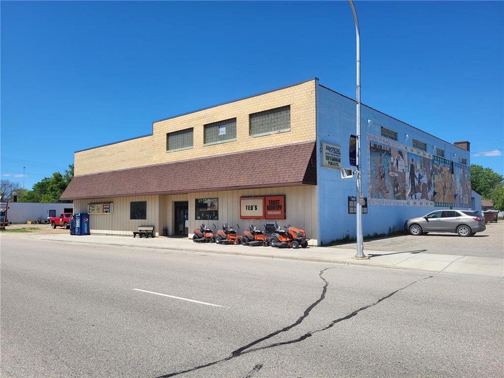 206 Minnesota Avenue W, Sebeka, MN 56477 MLS 6465720 Edina Realty