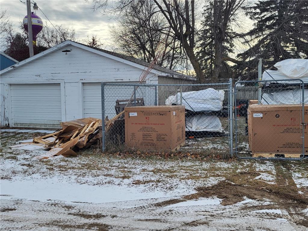 206 Minnesota Avenue W Sebeka MN 56477 6465720 image110