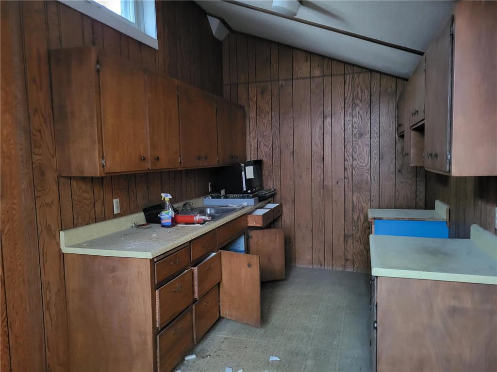 206 Minnesota Avenue W Sebeka MN 56477 6465720 image27