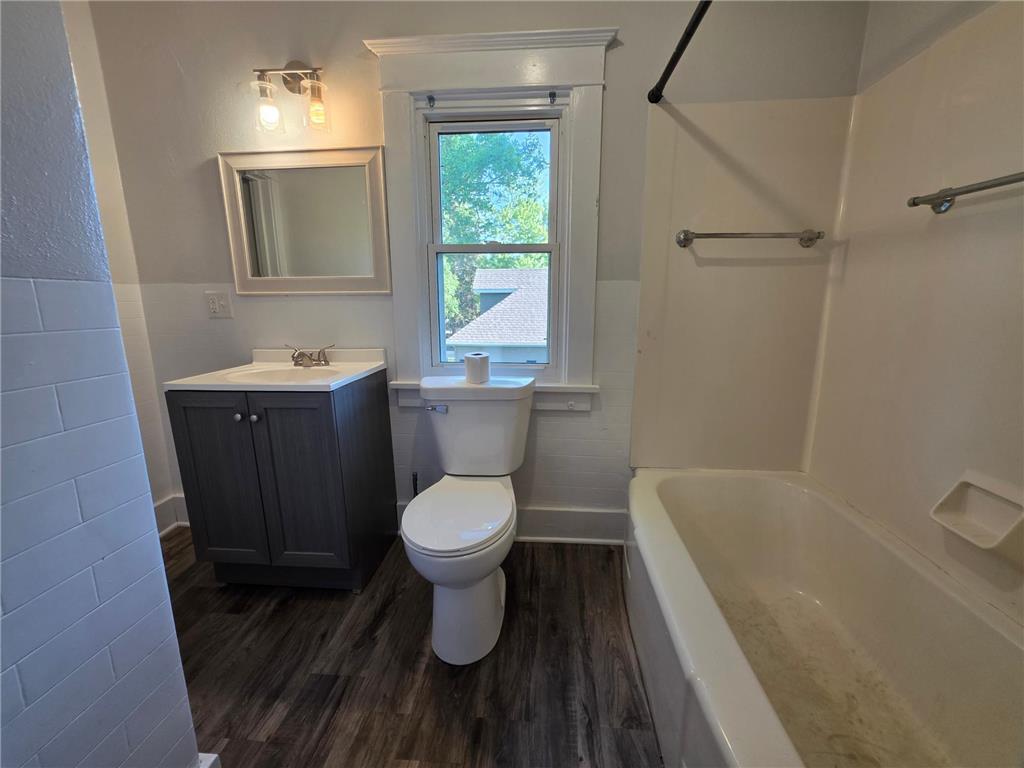 206 N Brook Avenue Porter MN 56280 7081072 image22