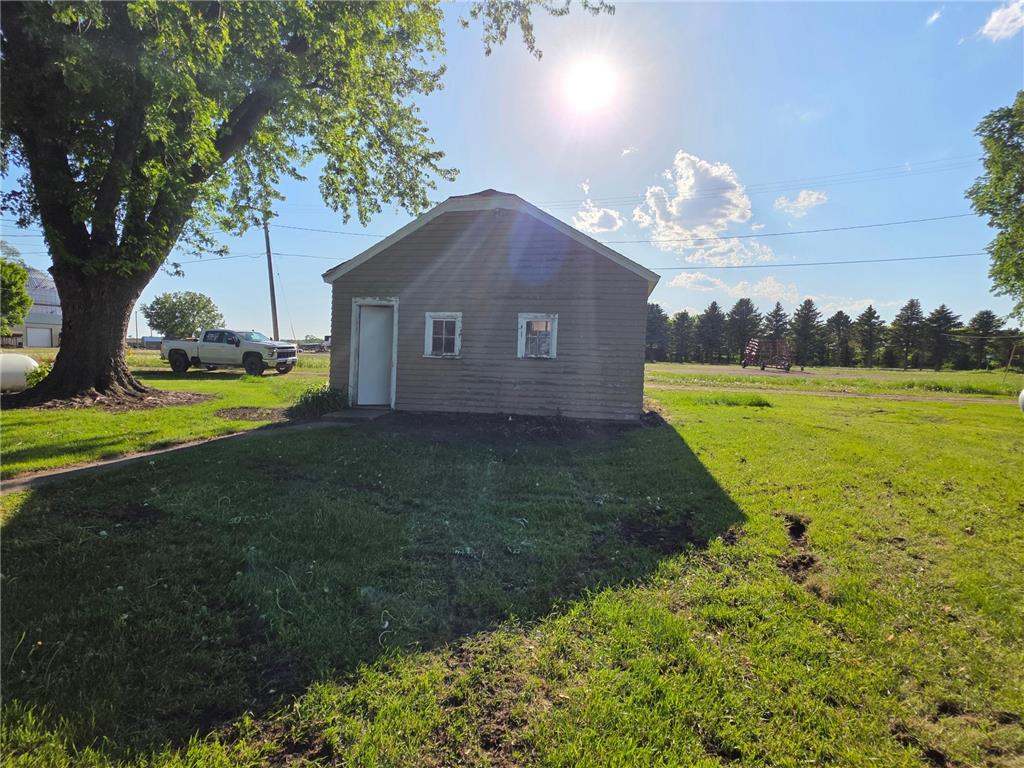 206 N Brook Avenue Porter MN 56280 7081072 image6