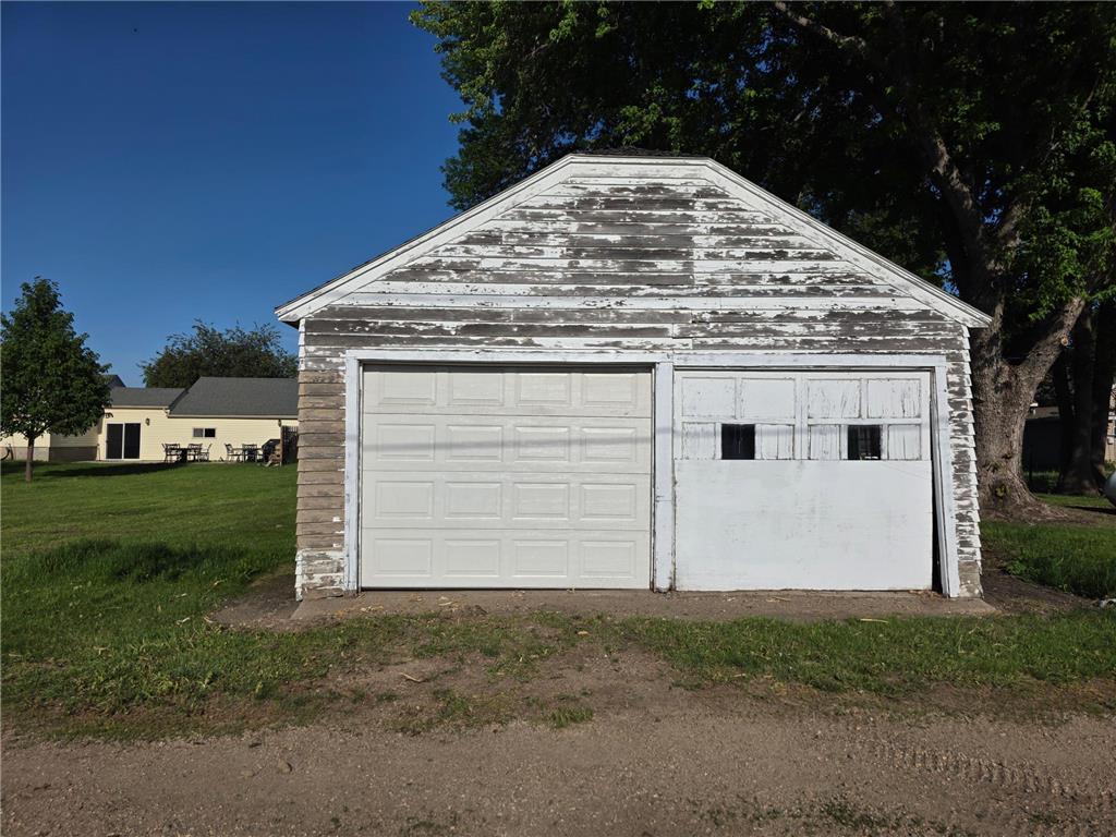 206 N Brook Avenue Porter MN 56280 7081072 image8