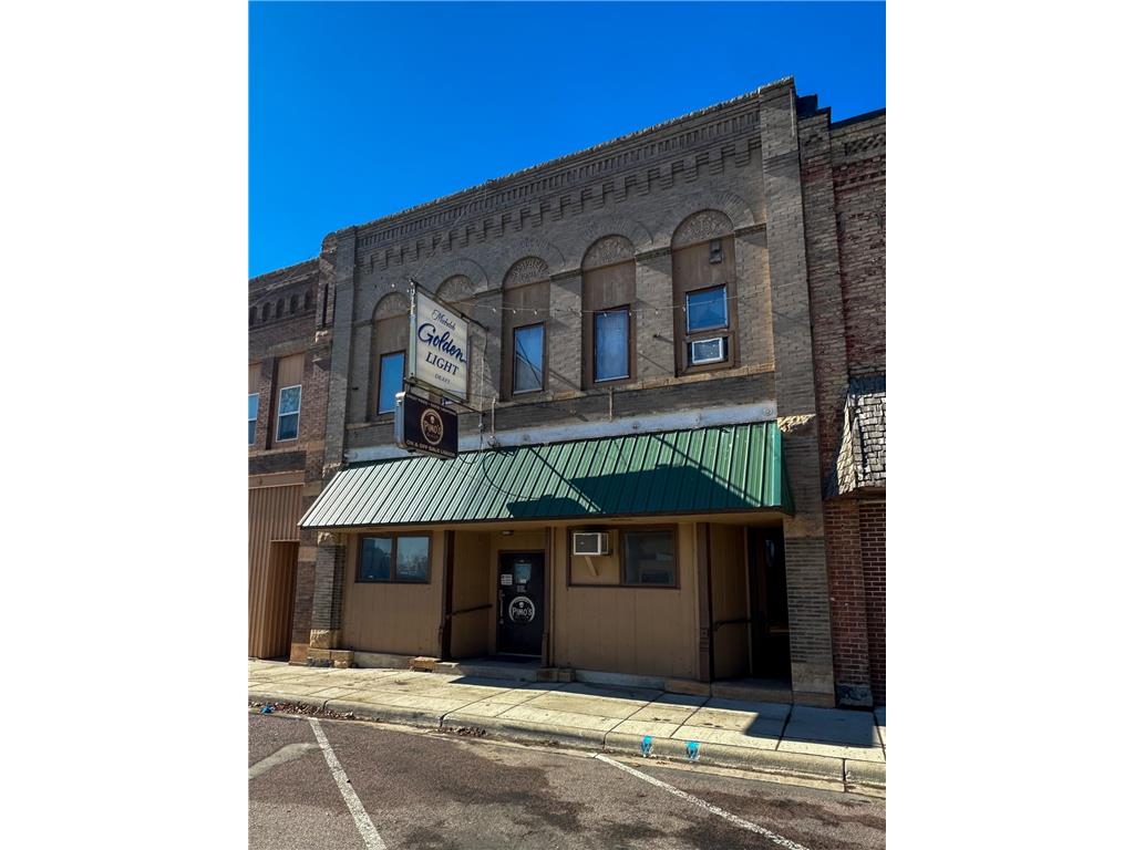 206 N Carver Street Winthrop MN 55396 6676015 image1