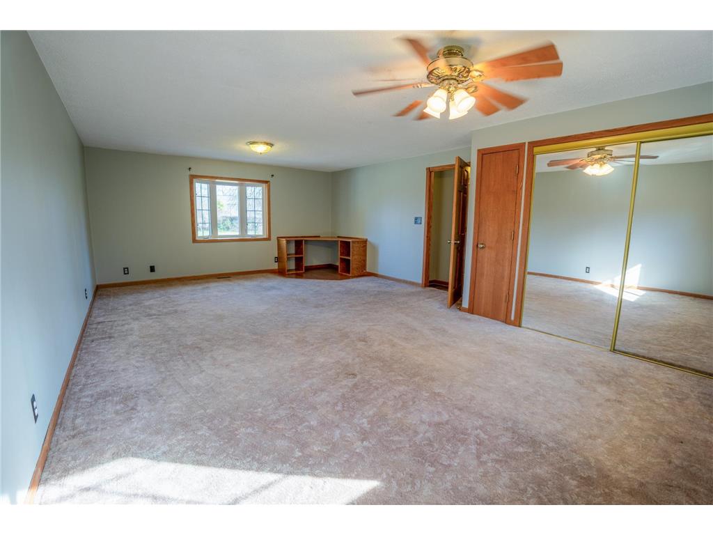 206 Pine Street SW New London MN 56273 6815014 image20