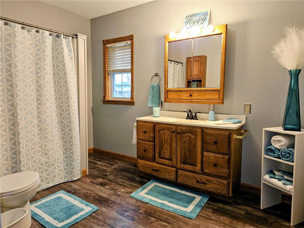 206 Pine Street SW New London MN 56273 7087273 image15