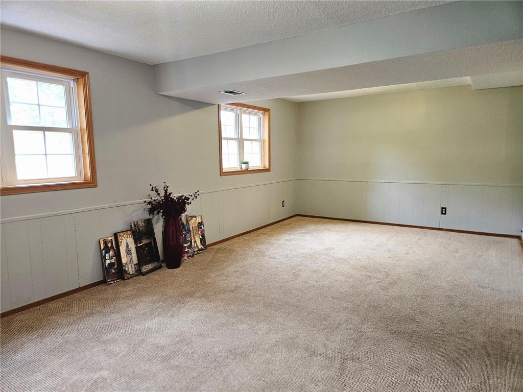 206 Pine Street SW New London MN 56273 7087273 image20