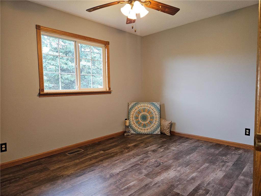 206 Pine Street SW New London MN 56273 7087273 image23