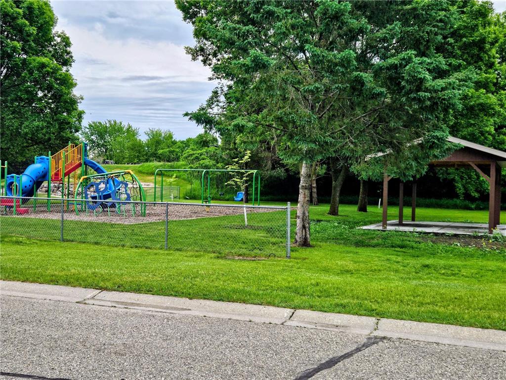 206 Pine Street SW New London MN 56273 7087273 image7