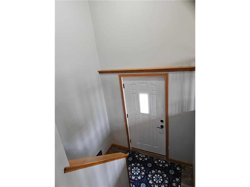 206 Pine Street SW New London MN 56273 7087273 image8