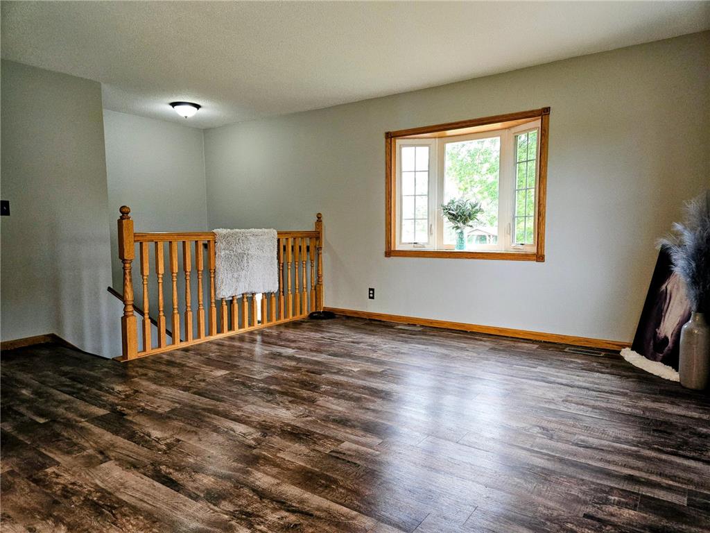 206 Pine Street SW New London MN 56273 7087273 image9