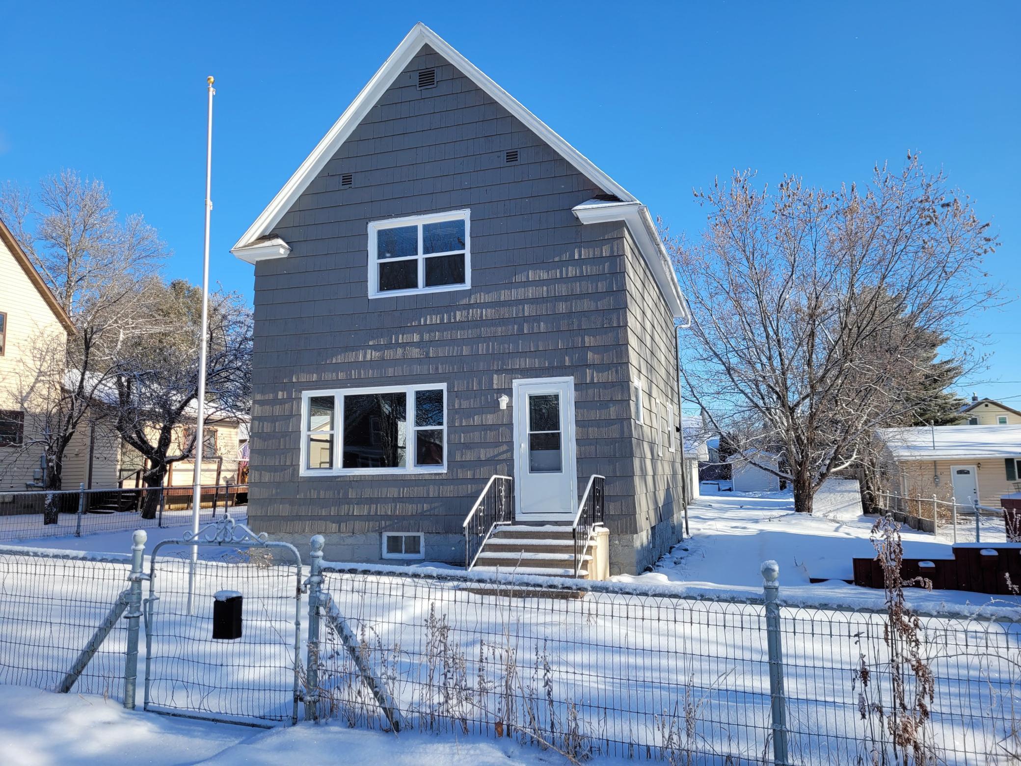 206 Roosevelt Avenue, Eveleth, MN 55734 MLS 5724225 Edina Realty