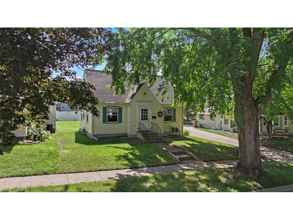 206 S 4th Street Montevideo MN 56265 6751970 image1