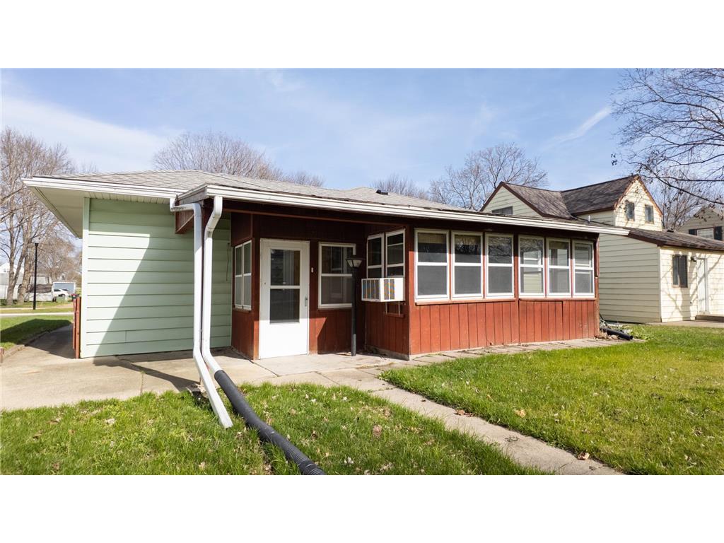 206 S Whitney Street Marshall MN 56258 7069092 image14