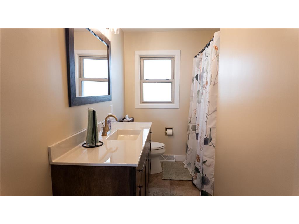 206 S Whitney Street Marshall MN 56258 7069092 image7