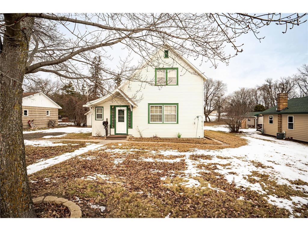 206 W Dunton Street Battle Lake MN 56515 6643807 image1