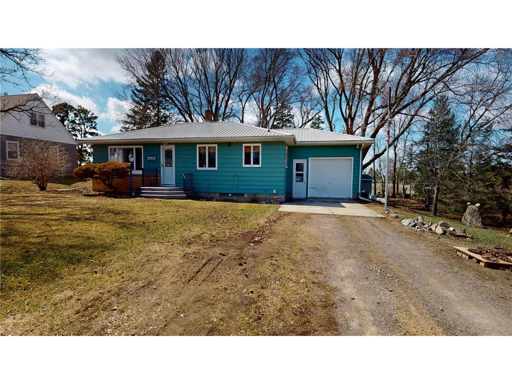 206 West Street Walters MN 56097 7045219 image1