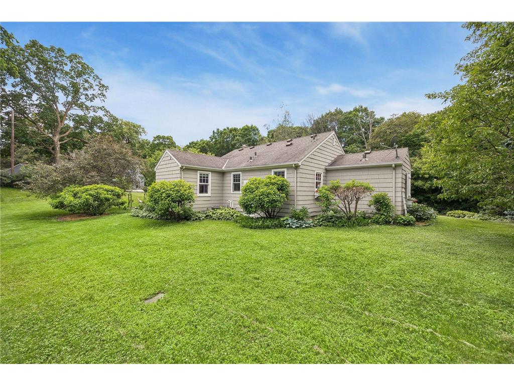 20600 Carson Road Deephaven MN 55331 7095380 image29