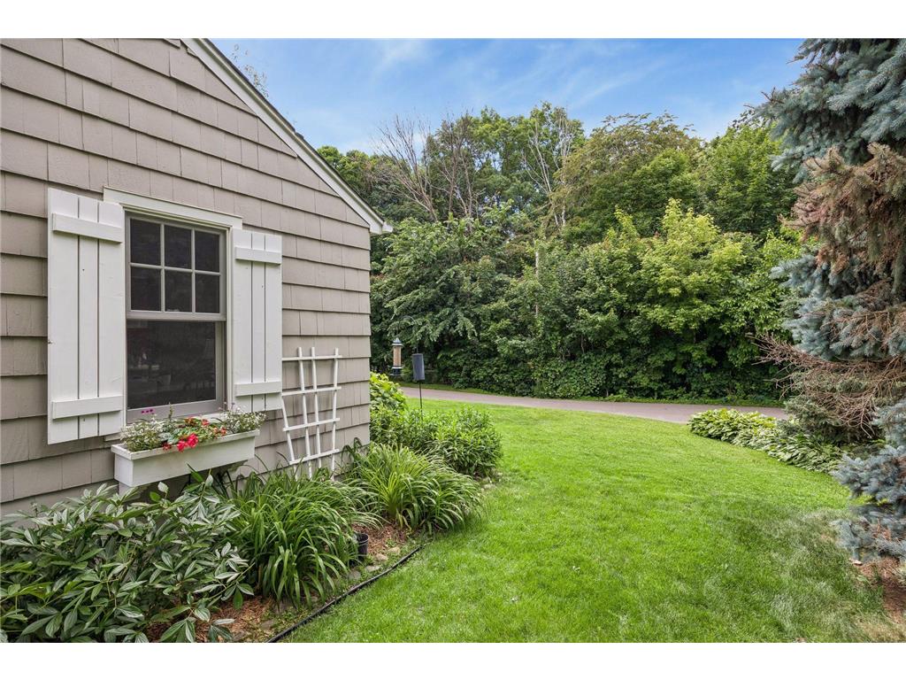 20600 Carson Road Deephaven MN 55331 7095380 image30