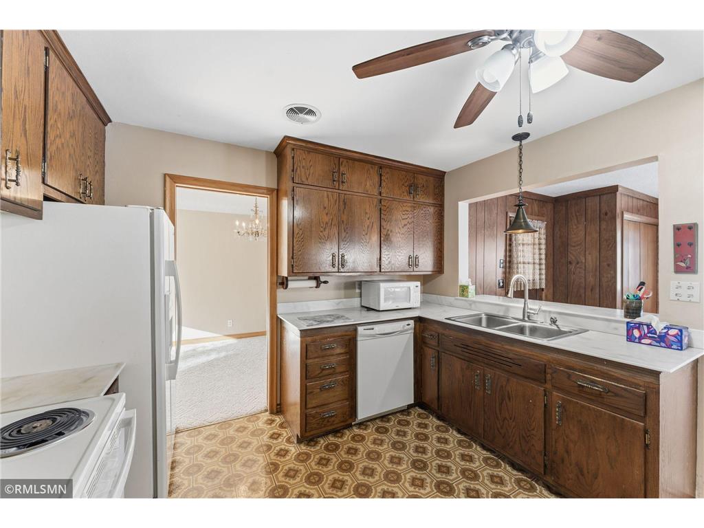 2061 Arlington Avenue E Saint Paul MN 55119 6822937 image10