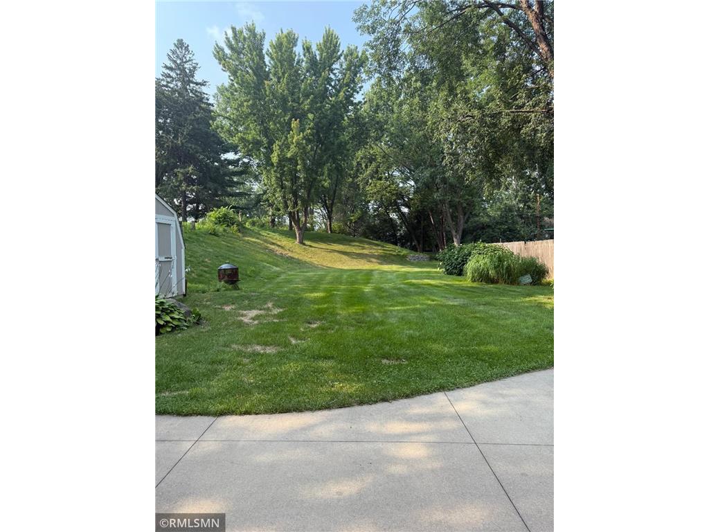 2061 Arlington Avenue E Saint Paul MN 55119 6822937 image6