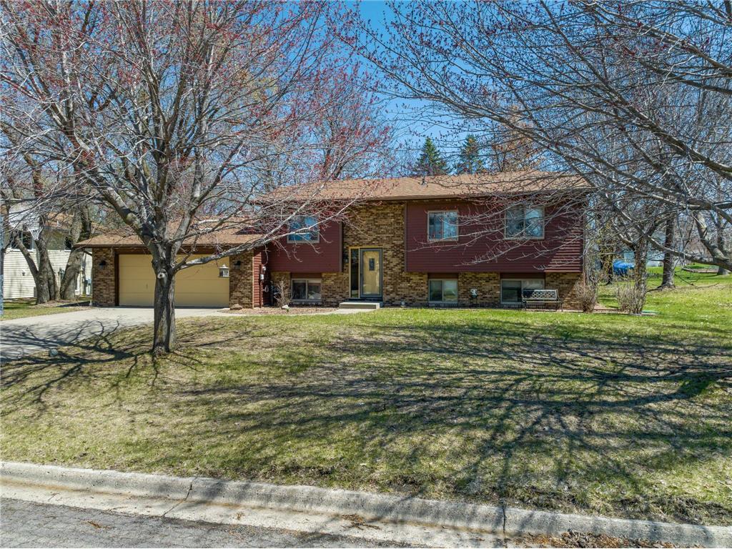 2061 Greenwood Drive, Owatonna Twp, MN, 55060 MLS 6357215 Edina Realty