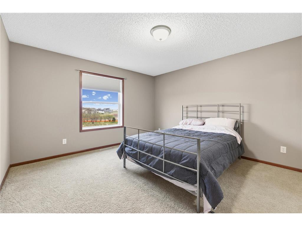 2061 Winterberry Lane Shakopee MN 55379 7030226 image36