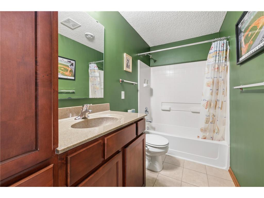 2061 Winterberry Lane Shakopee MN 55379 7030226 image47