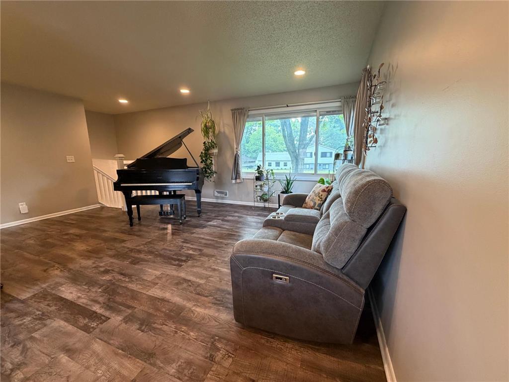 20615 207th Court W Lakeville MN 55044 7098733 image6