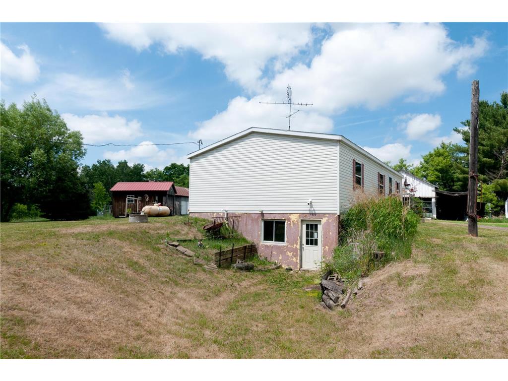 2062 3 1/2 Avenue Sioux Creek Twp WI 54728 7090679 image10