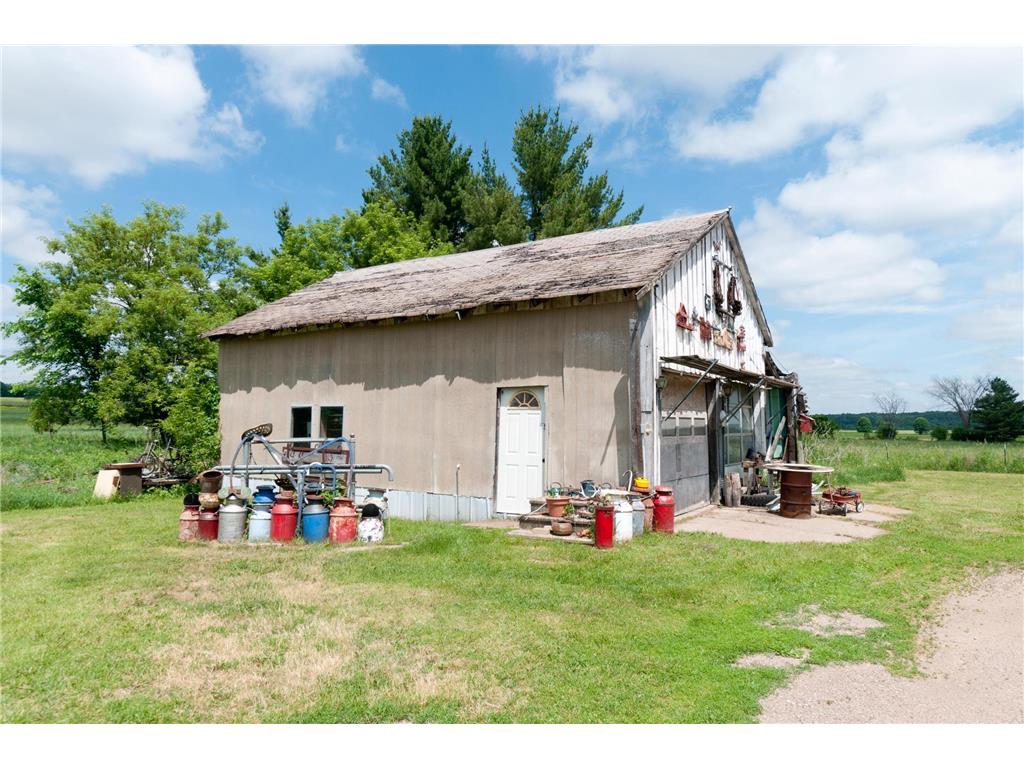 2062 3 1/2 Avenue Sioux Creek Twp WI 54728 7090679 image5