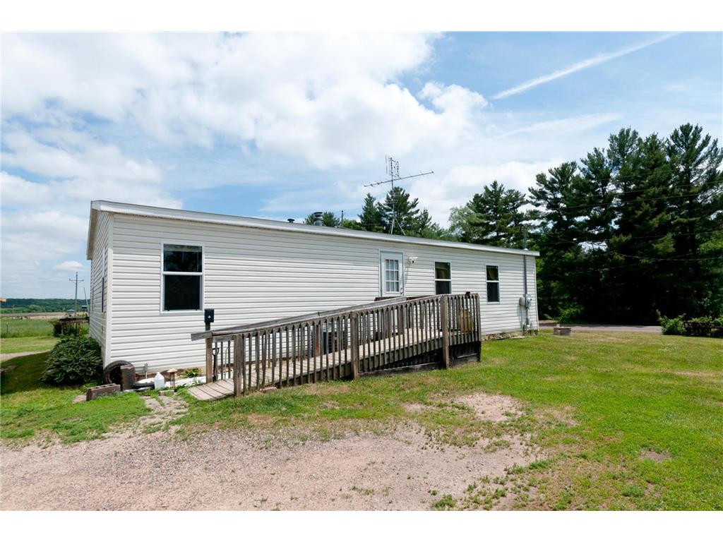 2062 3 1/2 Avenue Sioux Creek Twp WI 54728 7090679 image9