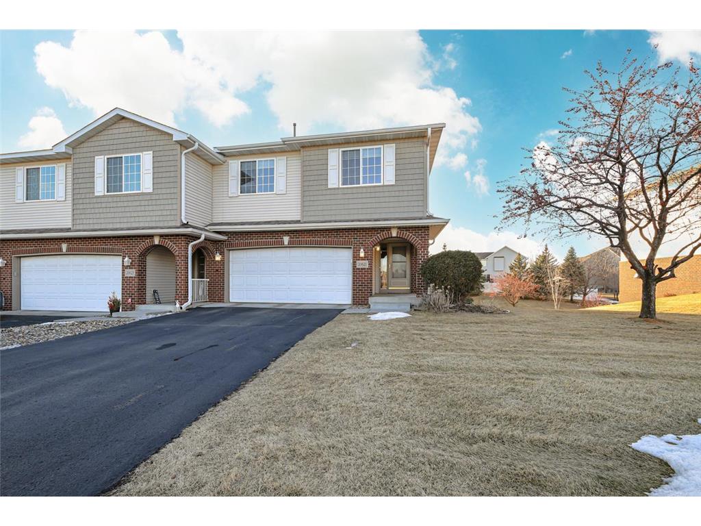 20621 Hampshire Way Lakeville MN 55044 6654700 image1