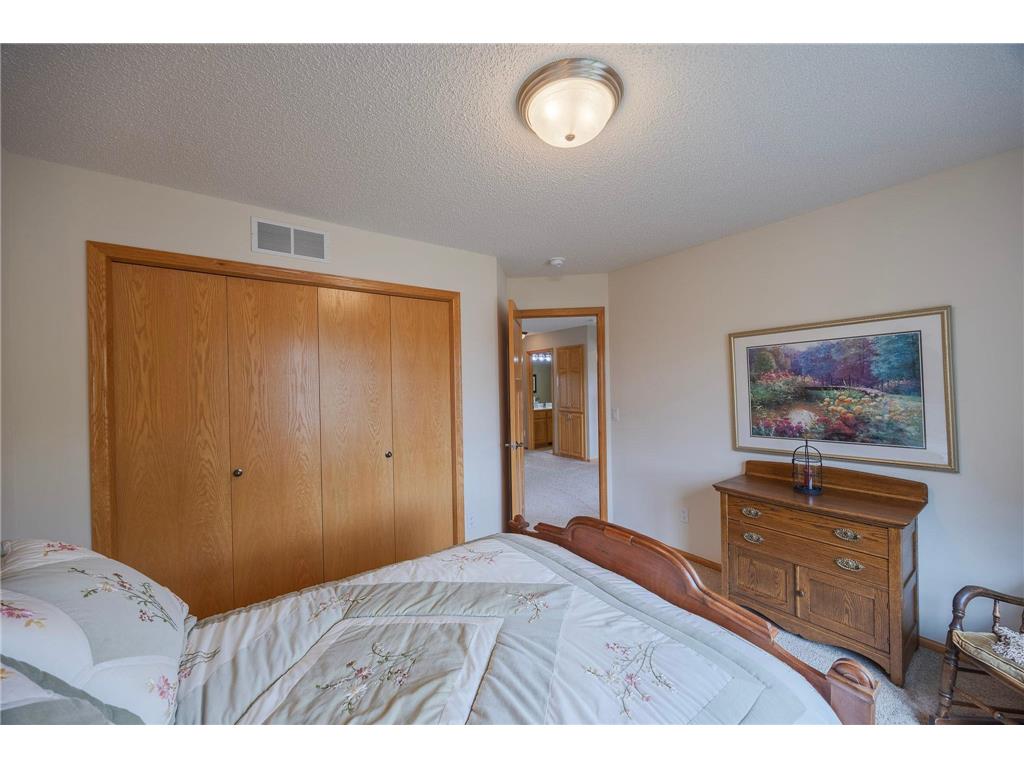 20623 Hartford Way Lakeville MN 55044 7075695 image48