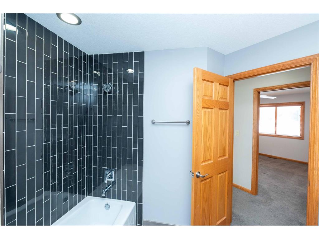 20625 Monroe Street NE East Bethel MN 55011 7014184 image70