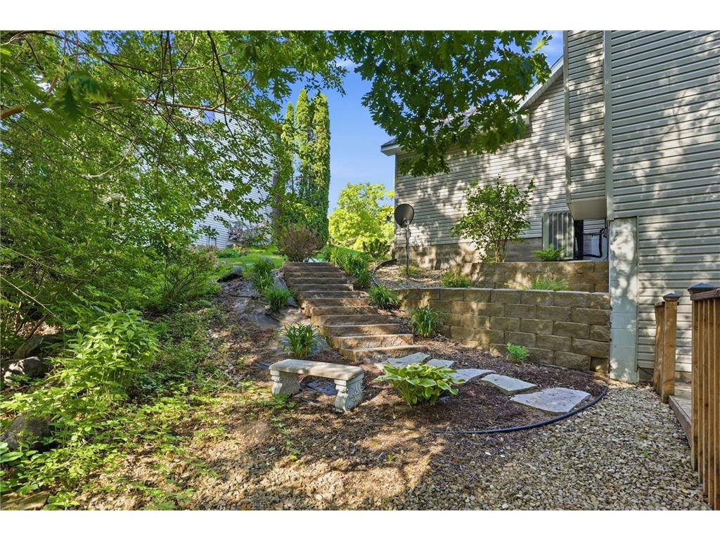 20628 Jura Trail Lakeville MN 55044 7059008 image4