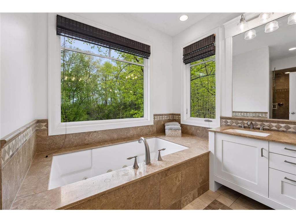 2063 Austrian Pine Lane Minnetonka MN 55305 7073504 image20
