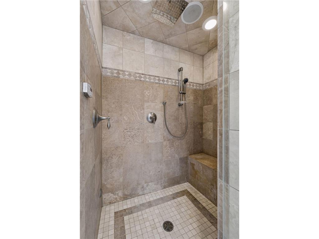 2063 Austrian Pine Lane Minnetonka MN 55305 7073504 image21