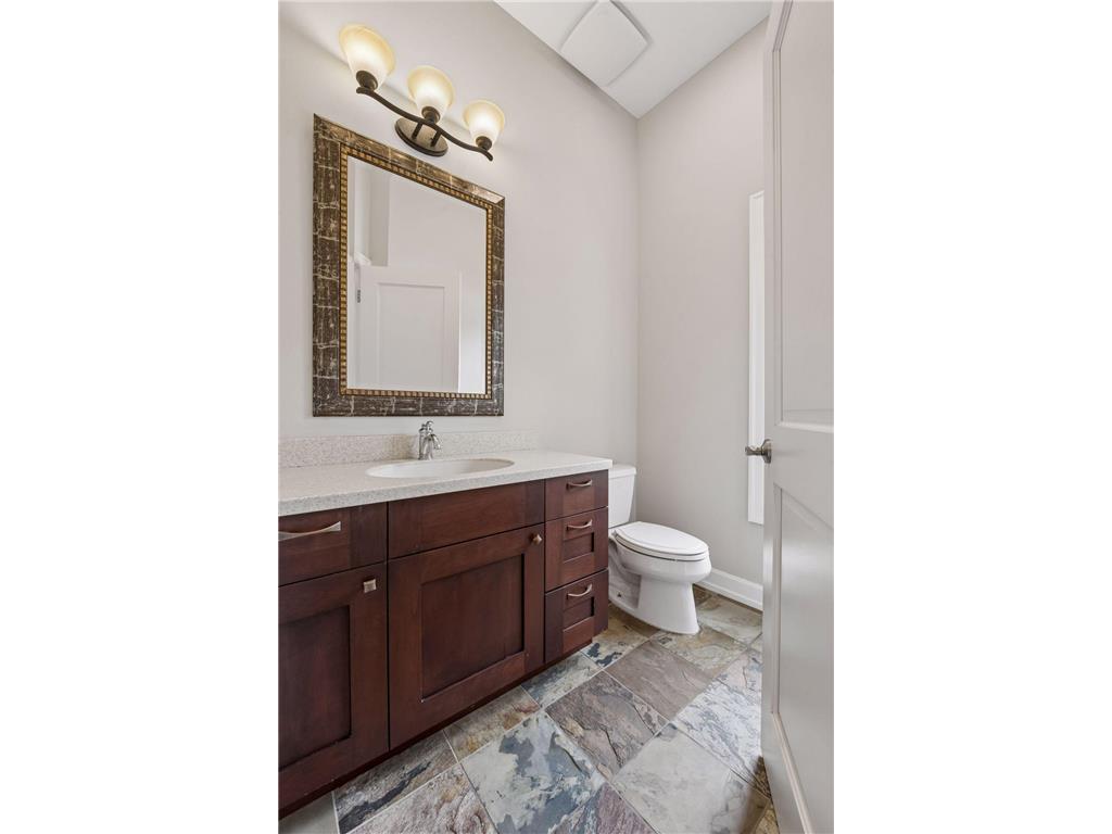 2063 Austrian Pine Lane Minnetonka MN 55305 7073504 image24