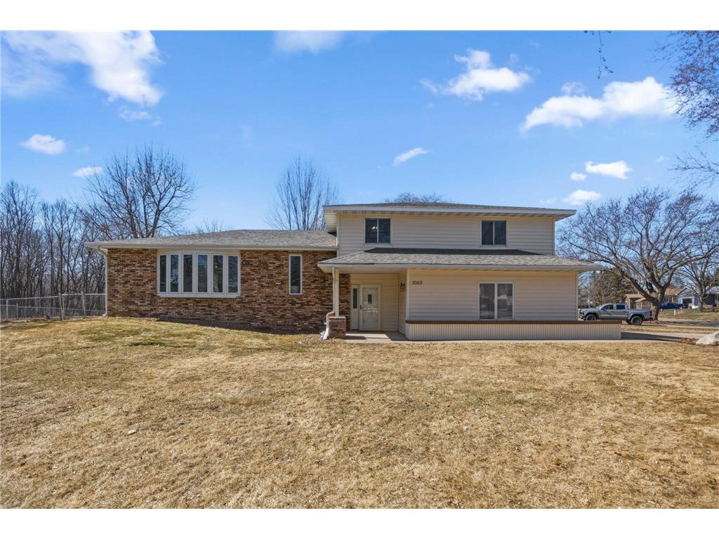 2063 Parkway Drive North Saint Paul MN 55109 7039865 image1