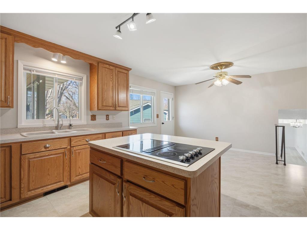 2063 Parkway Drive North Saint Paul MN 55109 7039865 image11