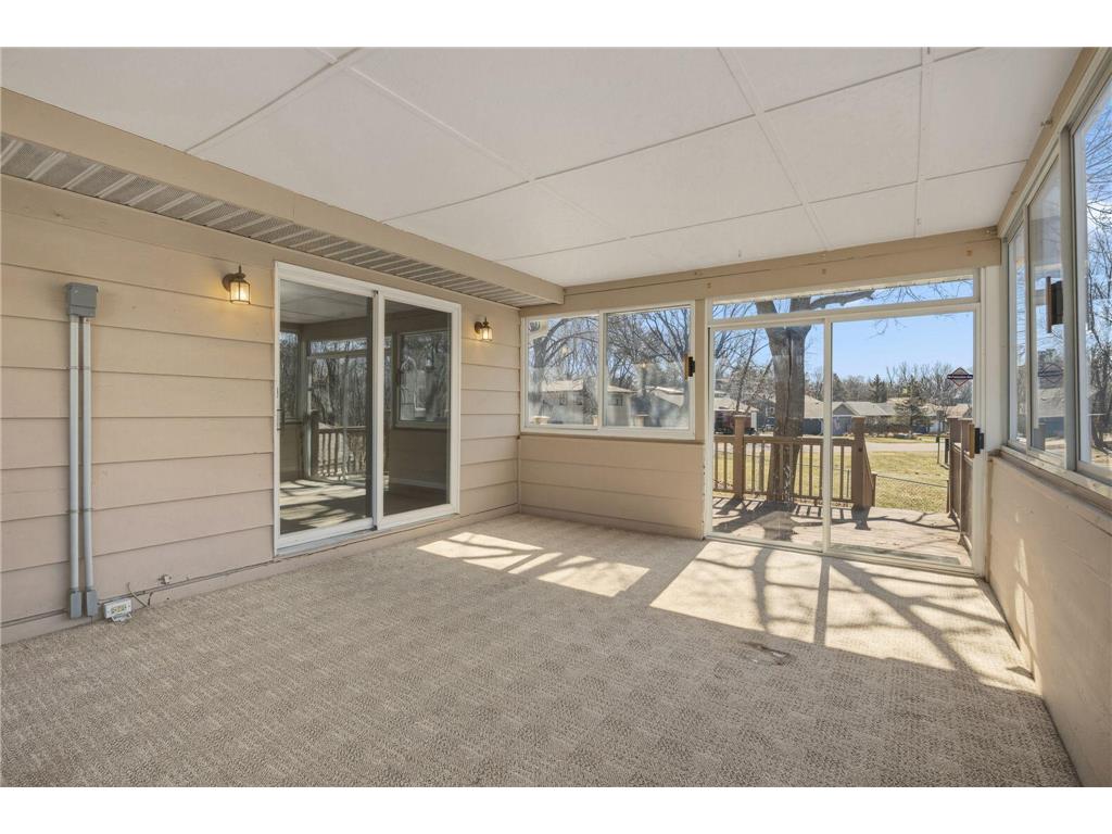 2063 Parkway Drive North Saint Paul MN 55109 7039865 image14