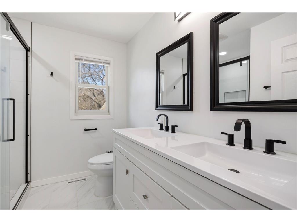 2063 Parkway Drive North Saint Paul MN 55109 7039865 image18