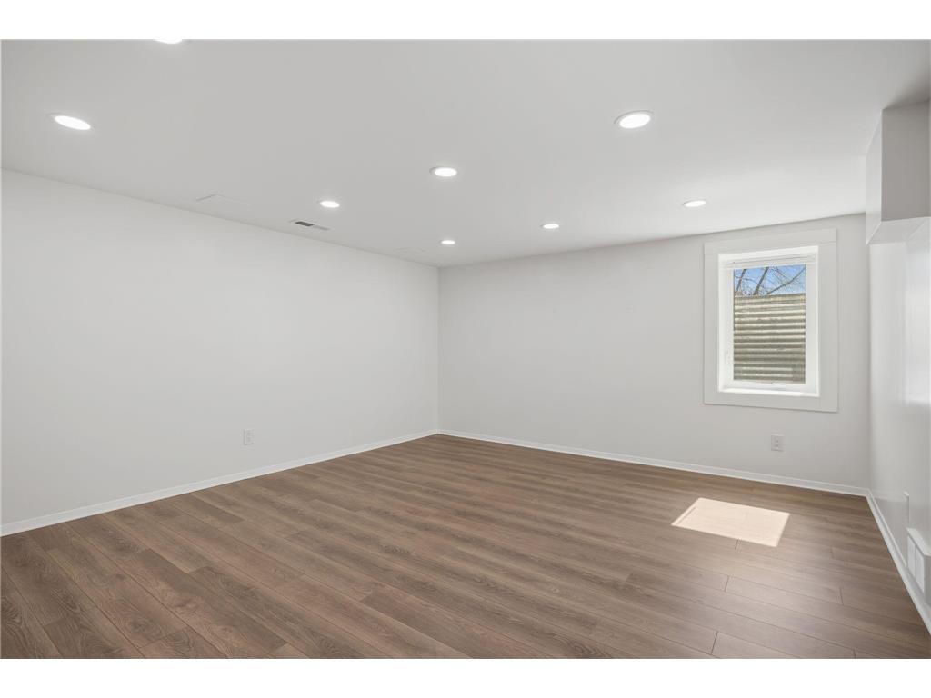 2063 Parkway Drive North Saint Paul MN 55109 7039865 image28