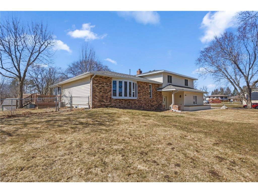 2063 Parkway Drive North Saint Paul MN 55109 7039865 image3