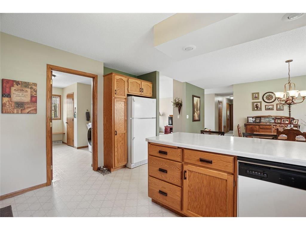 2063 Rena Circle Saint Augusta MN 55320 7060084 image16