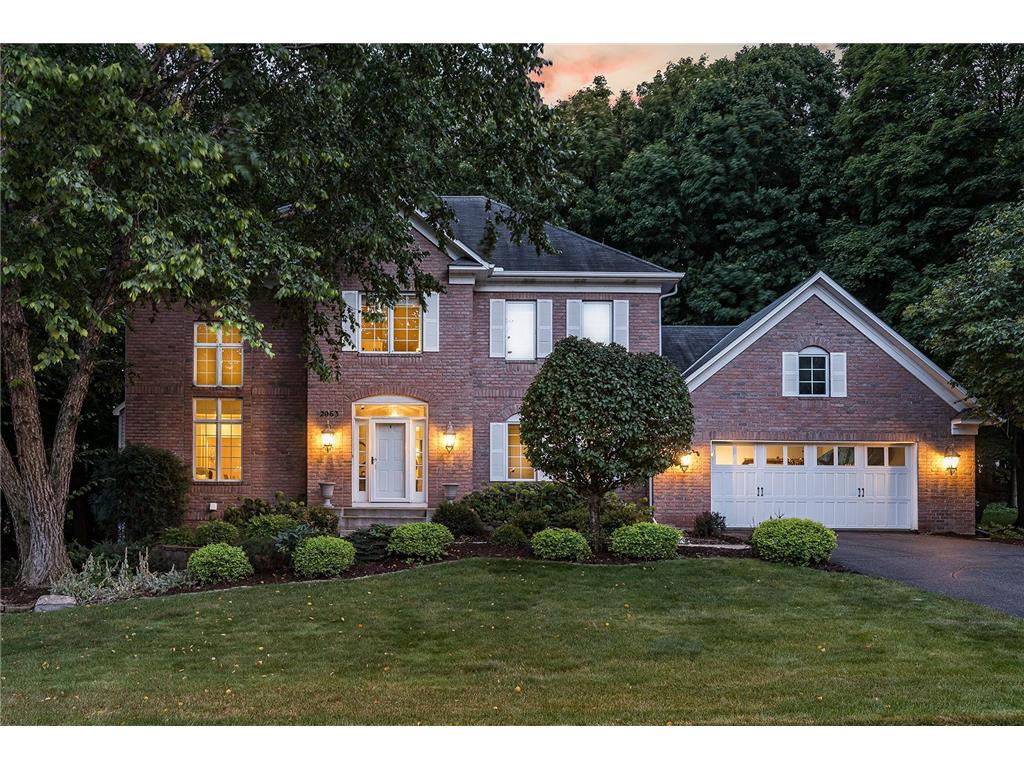 2063 Stone Creek Drive Chanhassen MN 55317 6430288 image1
