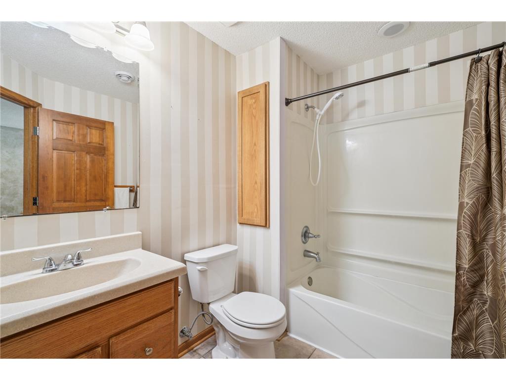 2063 Wild Wings Pass Elko New Market MN 55054 7020439 image12